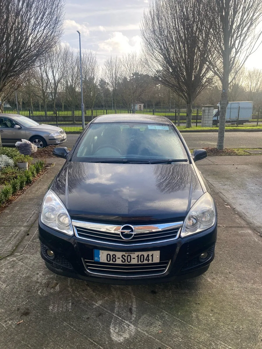 Opel Astra 2008 For parts/repair - Image 2