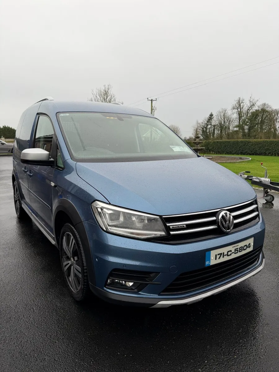 VW Caddy Alltrack - Image 2
