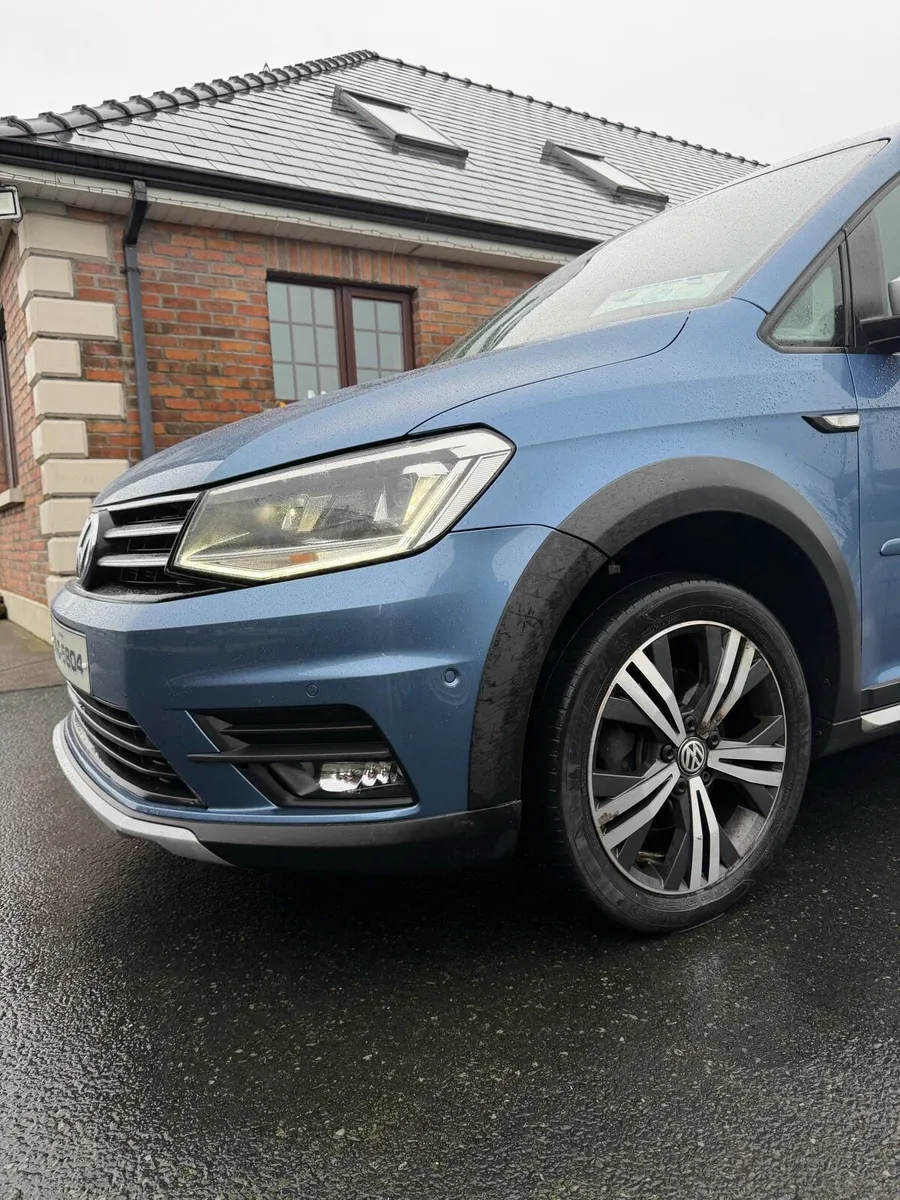 VW Caddy Alltrack - Image 3
