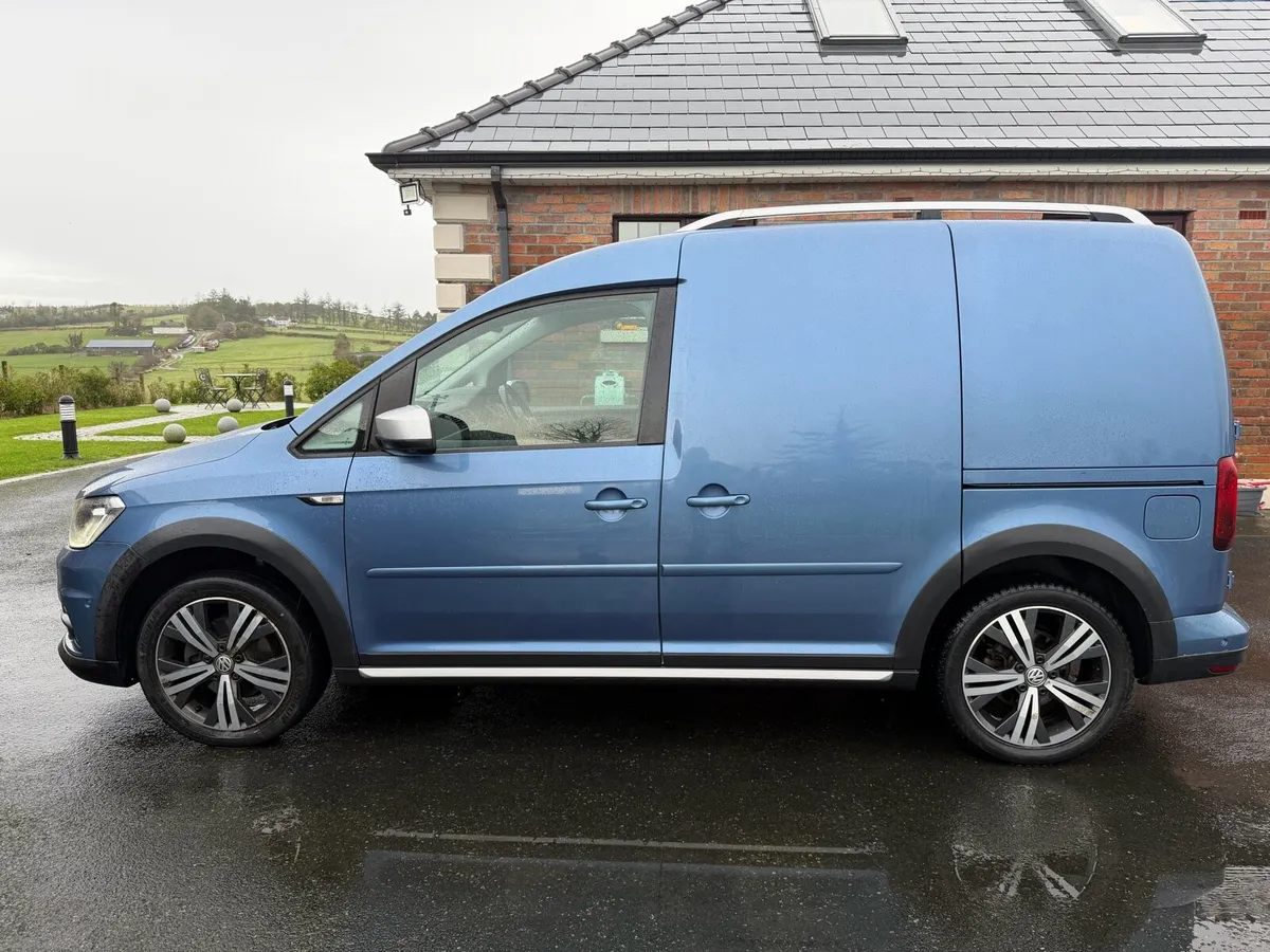 VW Caddy Alltrack - Image 1