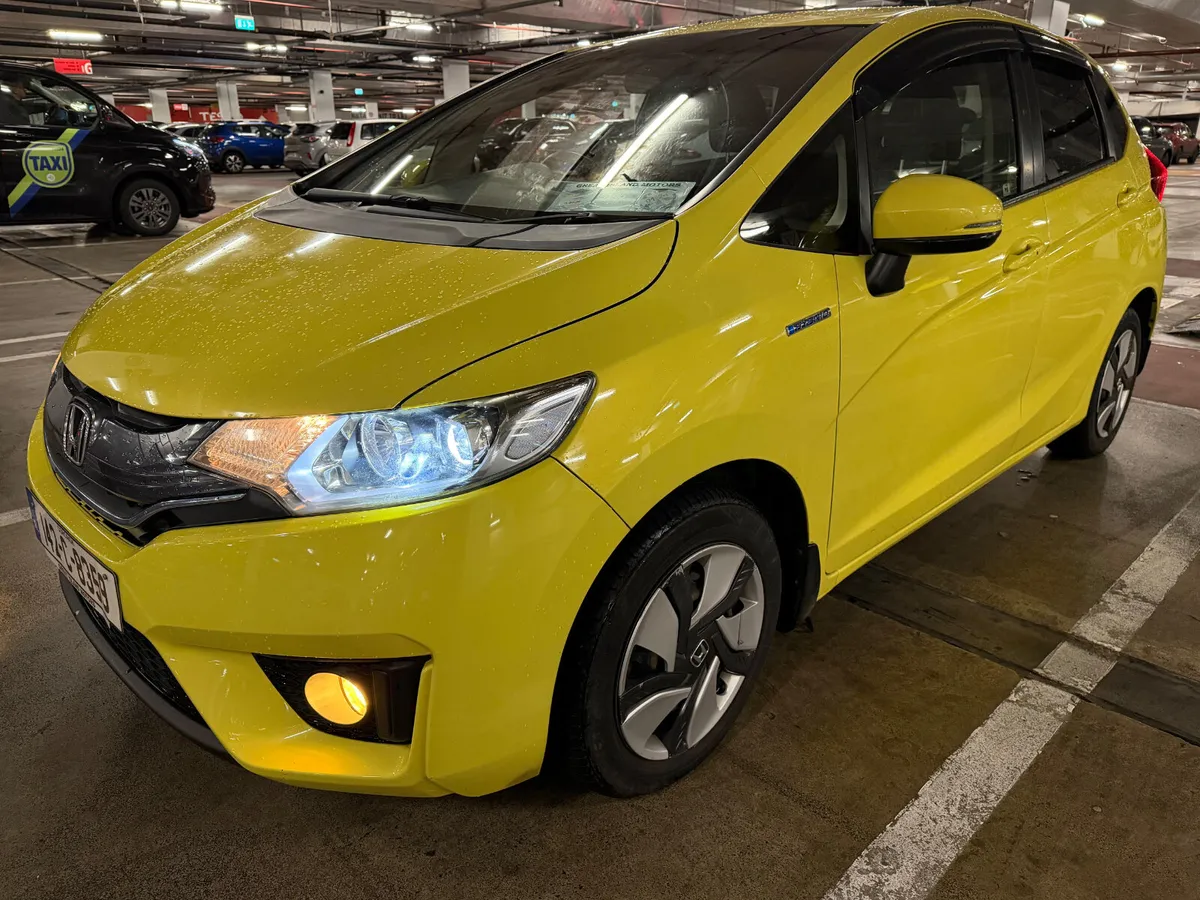 2014 Honda Fit NCT and TAX - Image 2