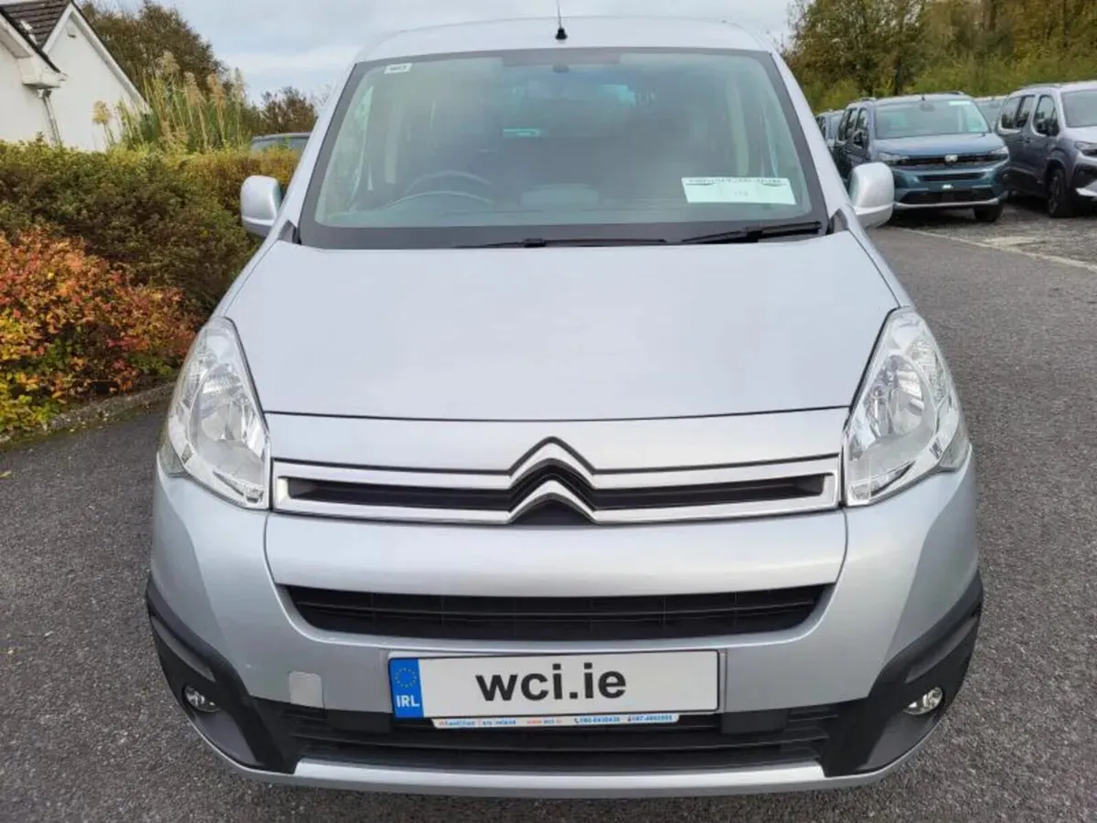 Wheelchair Accessible 2019 Citroen Berlingo - Image 3