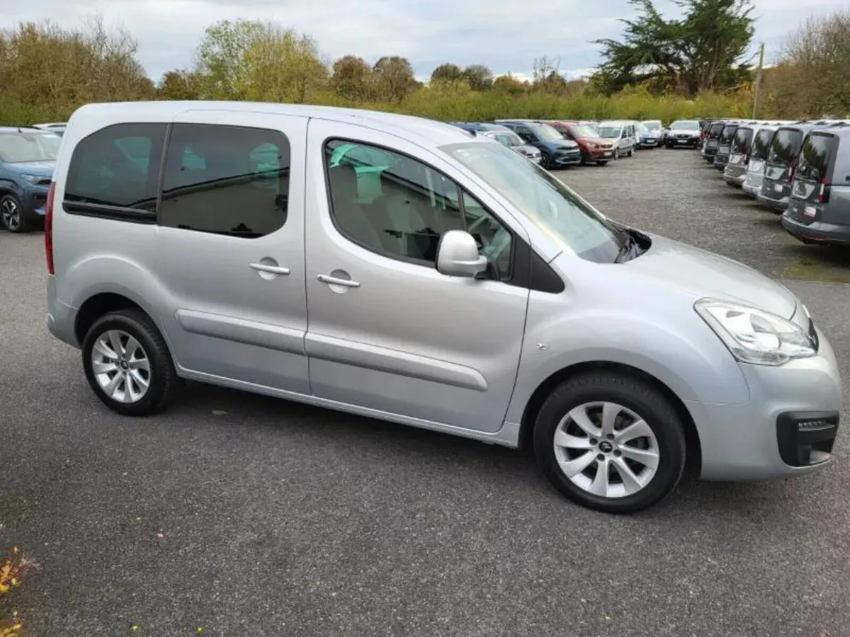 Wheelchair Accessible 2019 Citroen Berlingo - Image 4