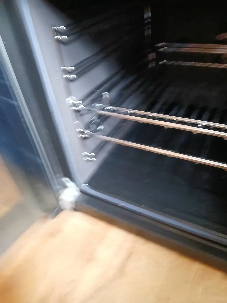 AEG induction cooker - Image 4