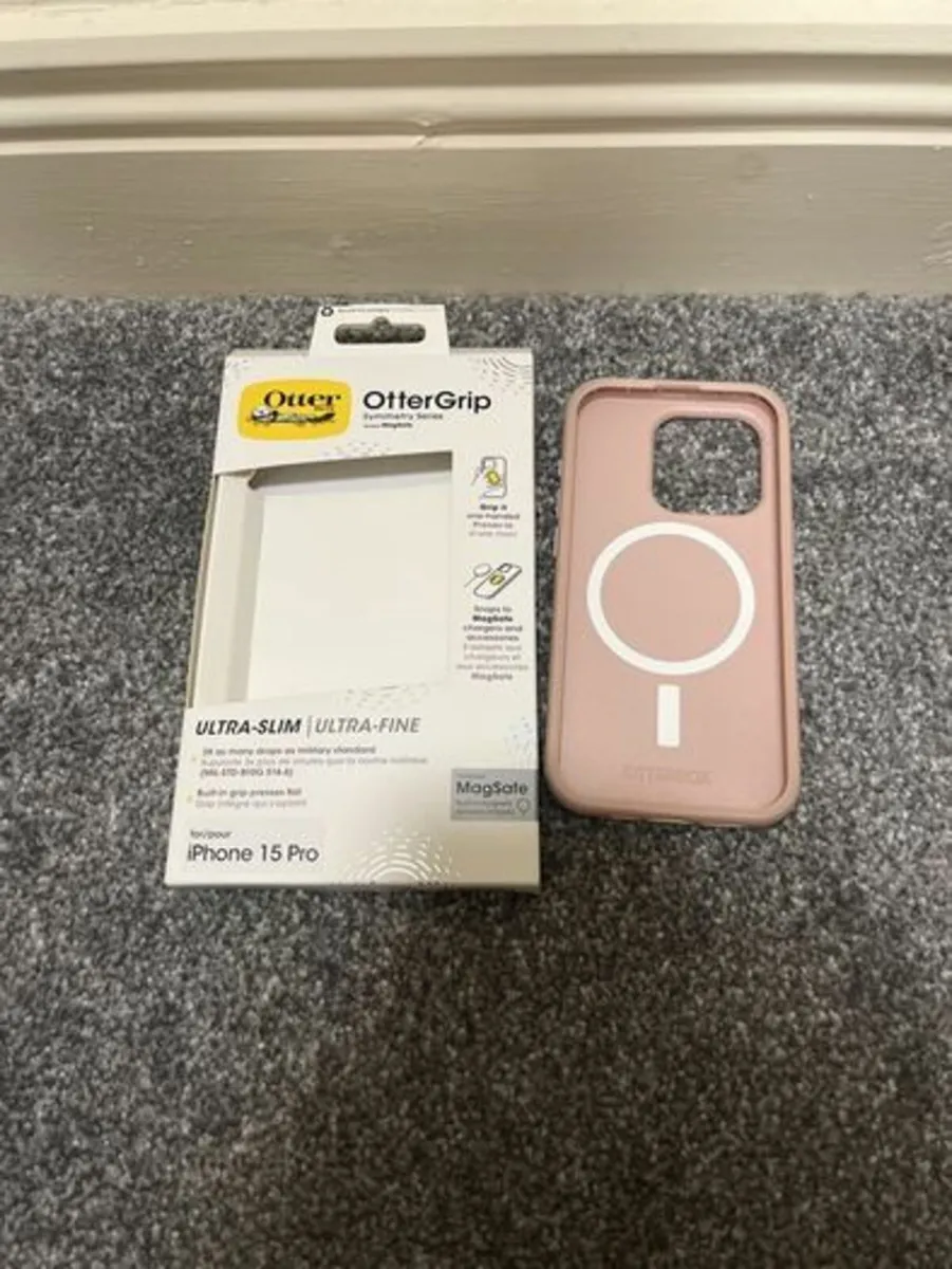 iPhone 15 Pro MagSafe Otterbox - Image 1