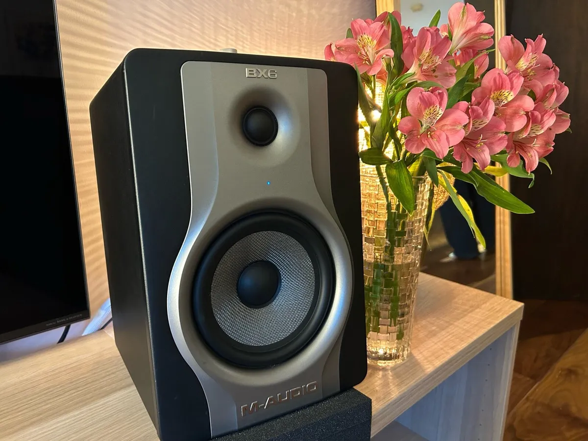 M-Audio BX6 Carbon Studio Monitors / Active Speake - Image 1
