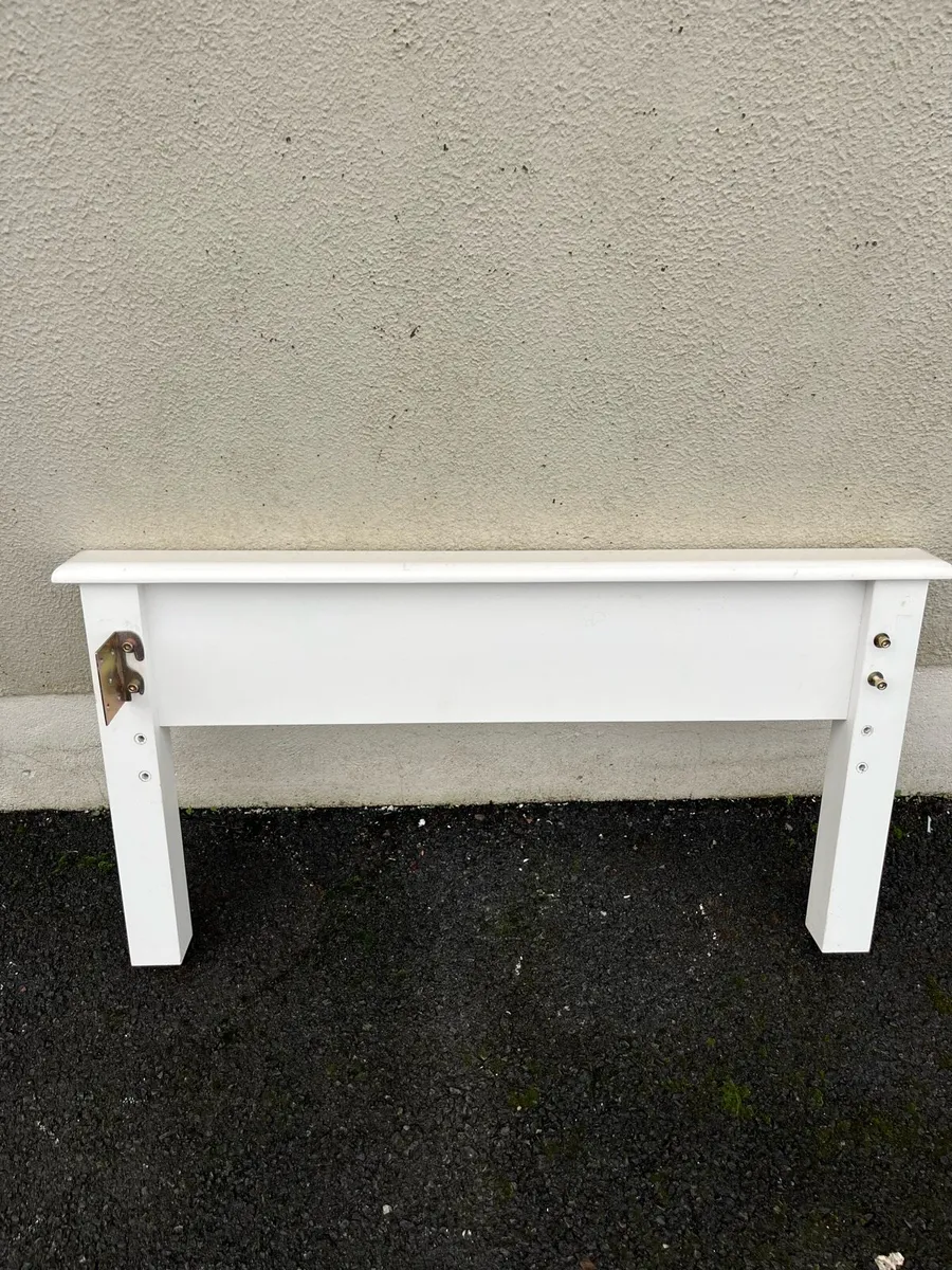 Single beds - Image 3