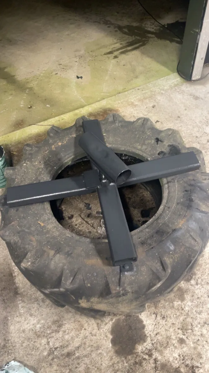 Bale spikes/silage pushers made to order - Image 2