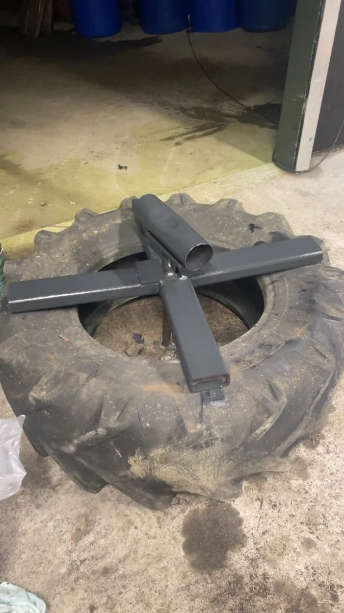 Bale spikes/silage pushers made to order - Image 3