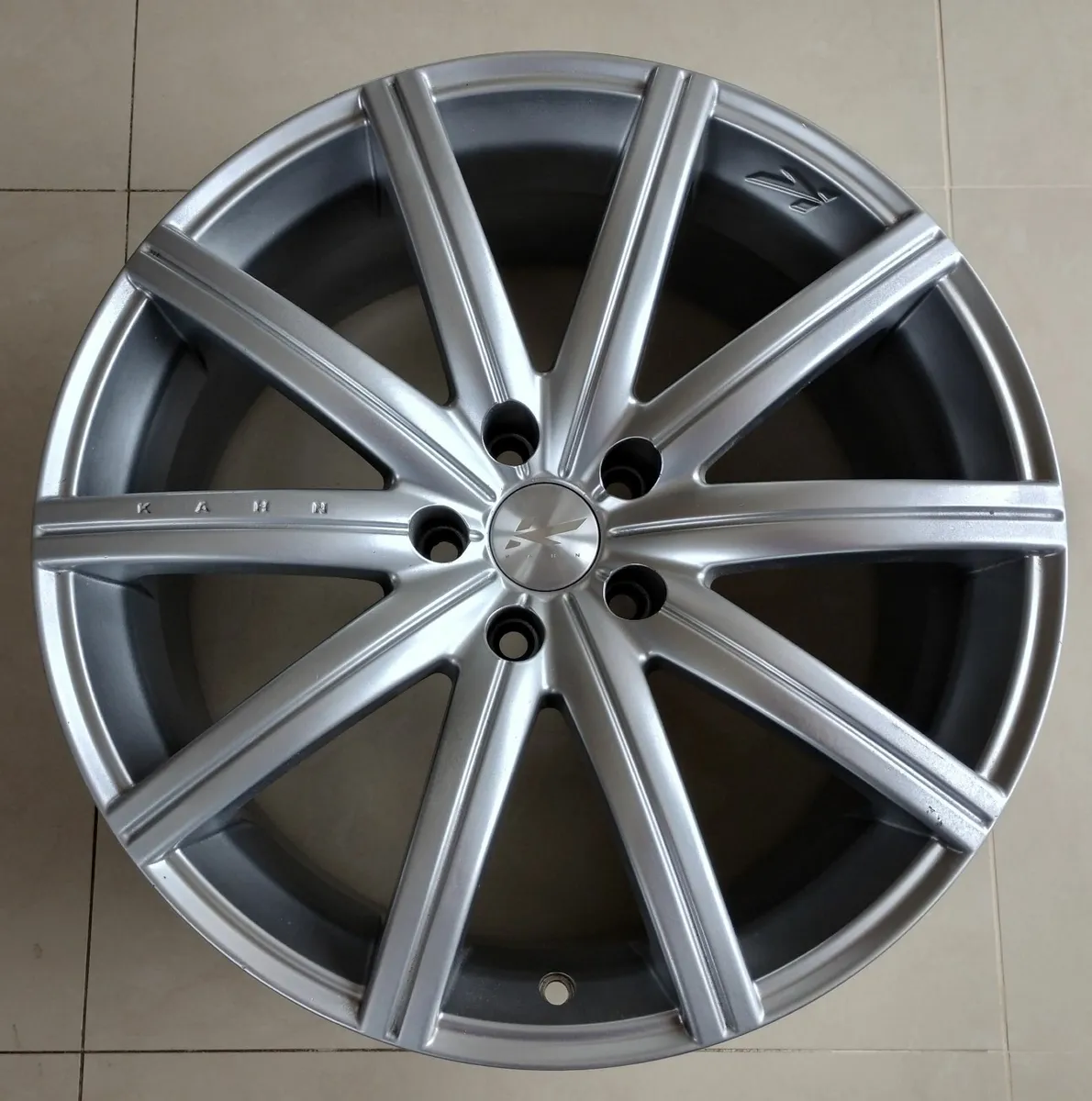 19" Kahn RSV - Image 1