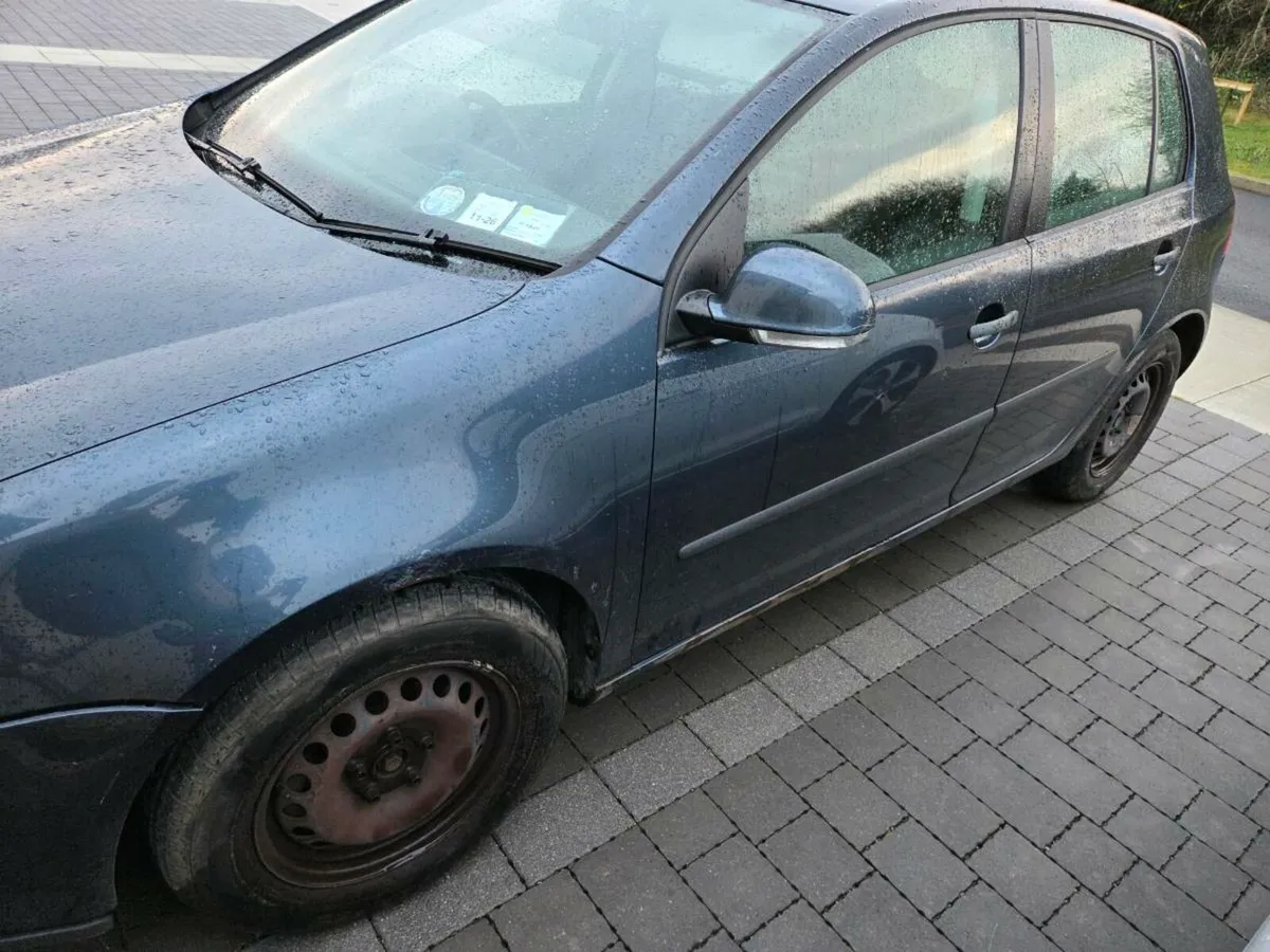 Automatic 05 Golf for parts or repair - Image 3