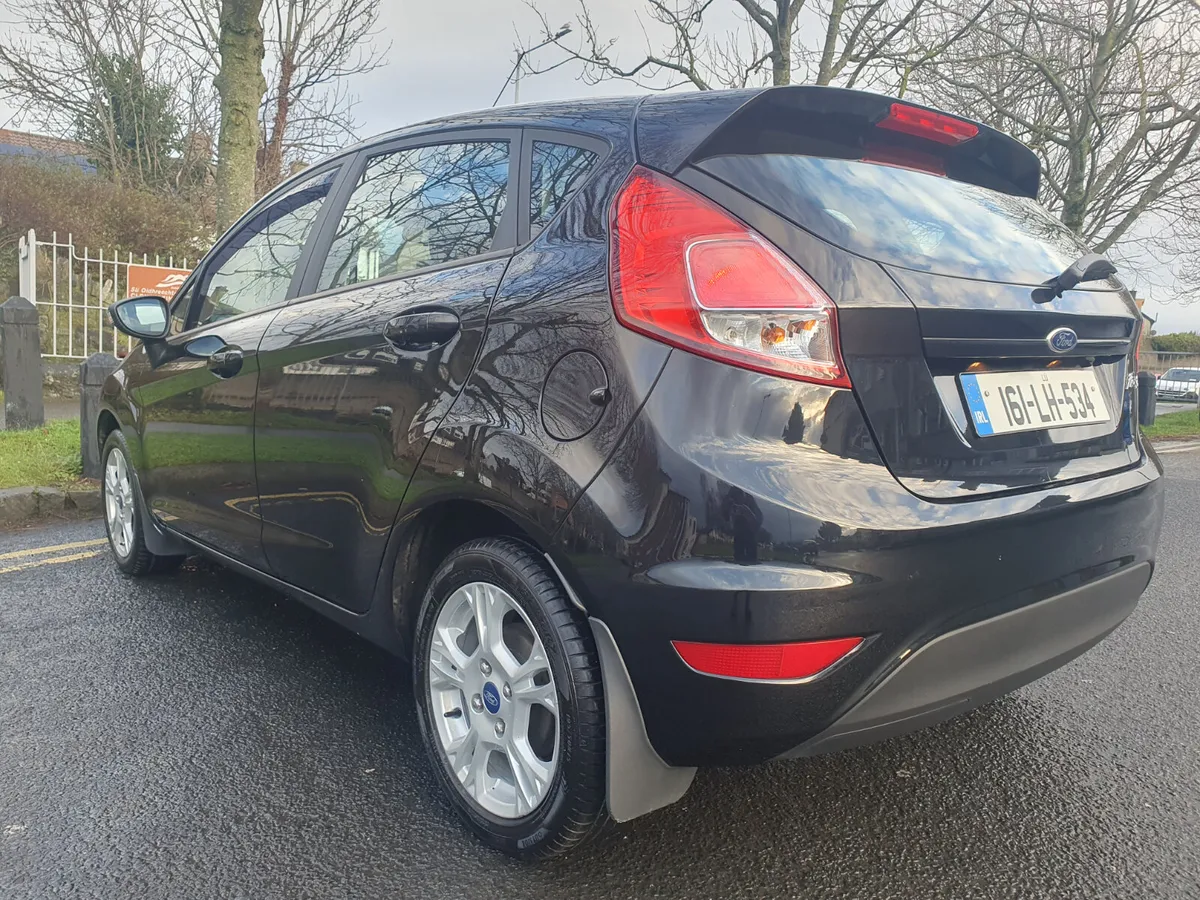 Ford Fiesta 2016 , 1.0 , 61,000 KM !!! , F/S/H - Image 4
