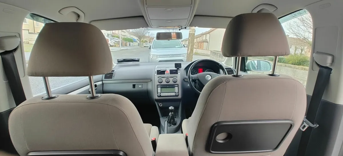 Volkswagen Touran 2008 - Image 3