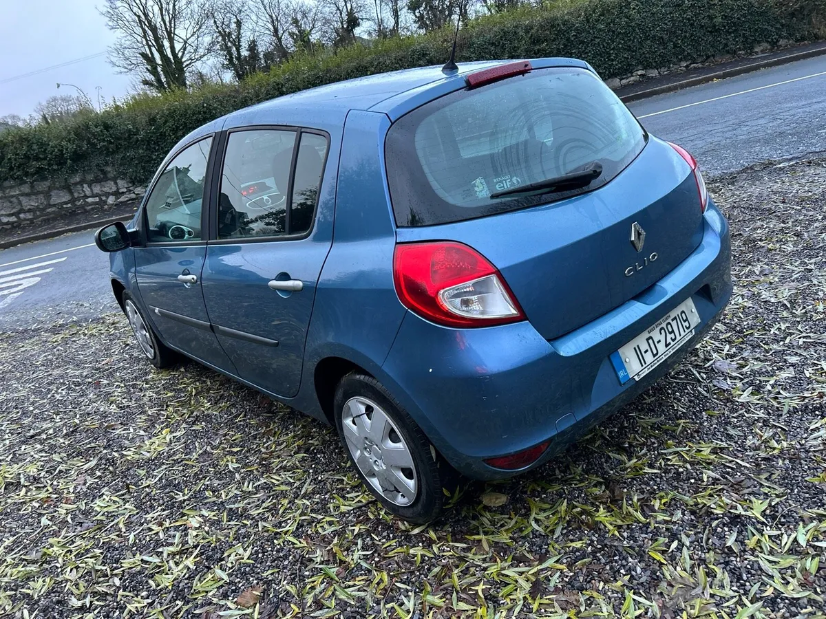 2011 Renault clio 1.2 petrol €2100 - Image 4