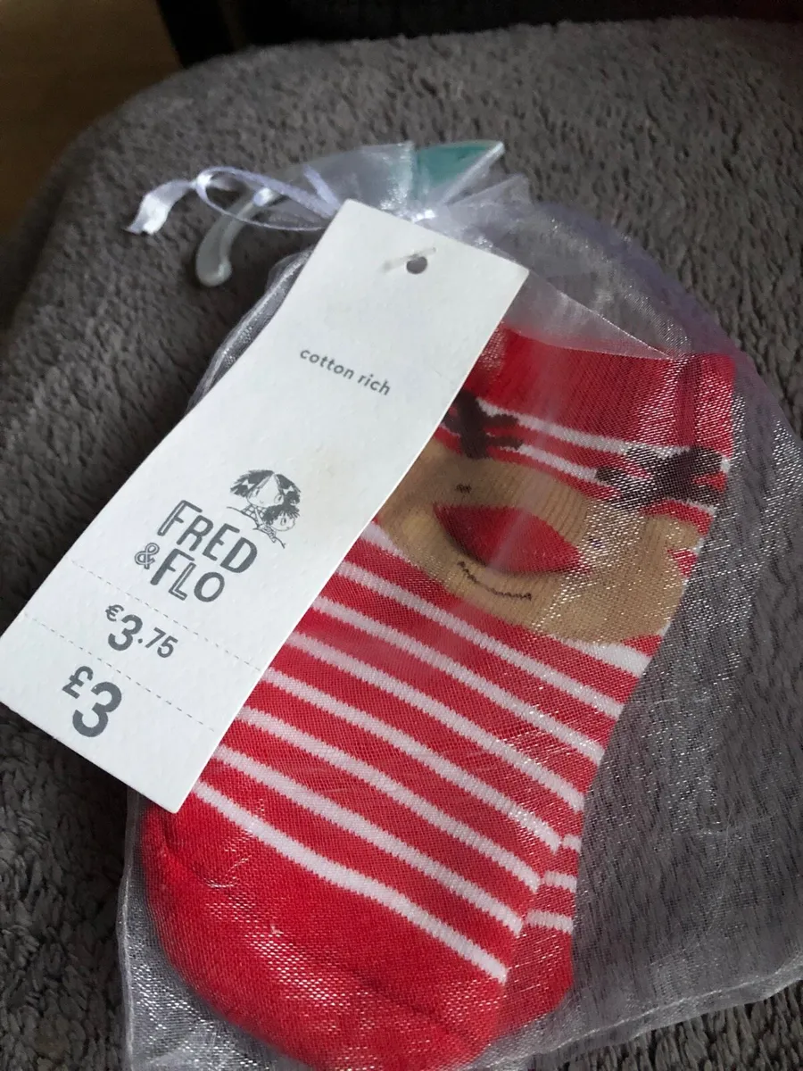Baby’s socks 6/12 mths €2 - Image 1