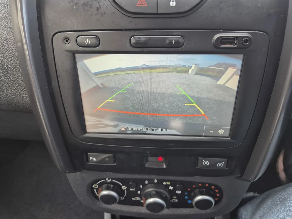 Dacia duster prestige automatic - Image 2