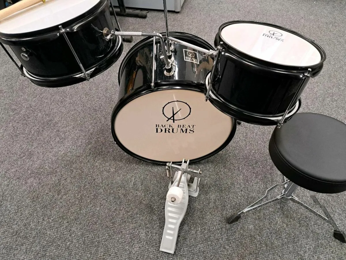 Back Beat Mini Kids Drumkit - Image 2