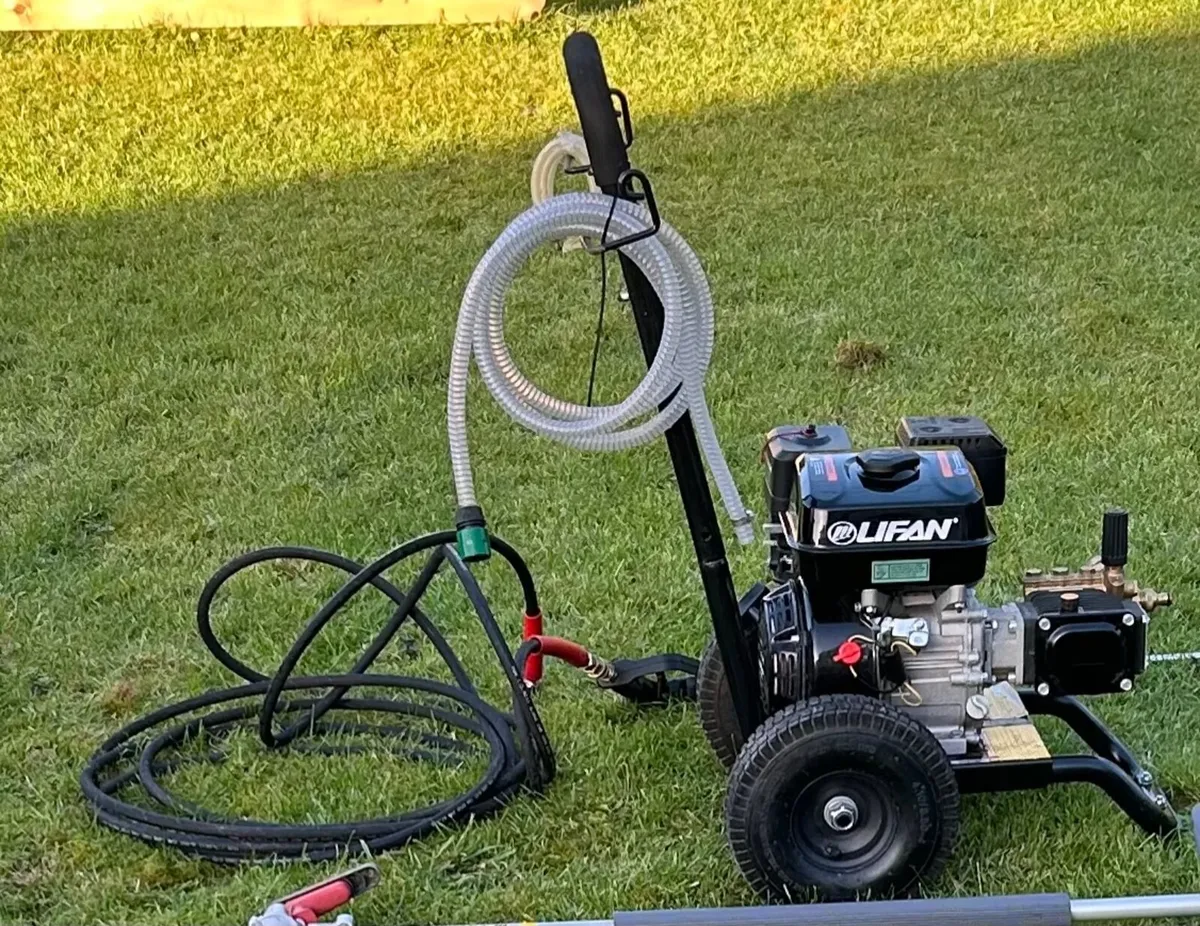Pro plus power washer - Image 1