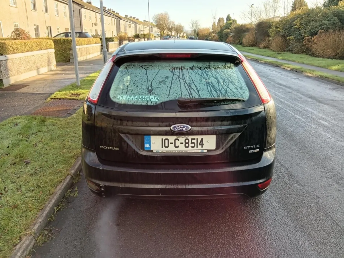 2010 Ford Focus 1.6Diesel 3 door - Image 4