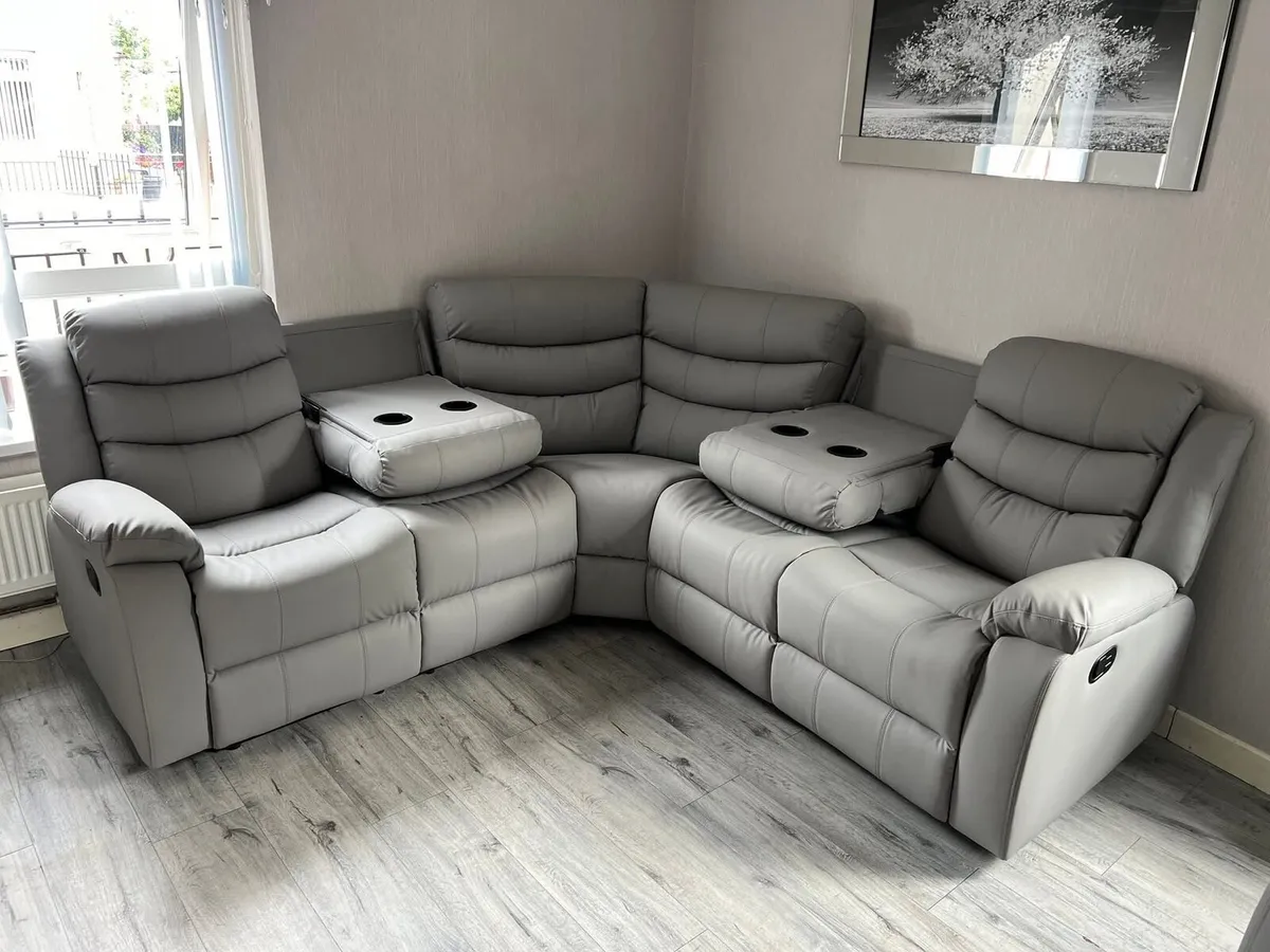 Corner Roma Leather Manual Recliner Sofa - Image 3