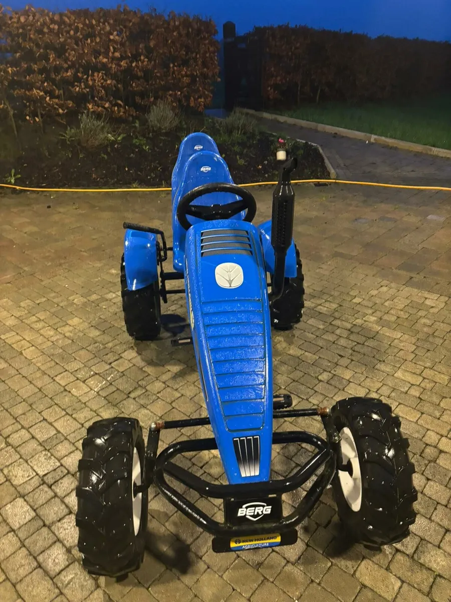 Berg New Holland Go Kart - Image 2