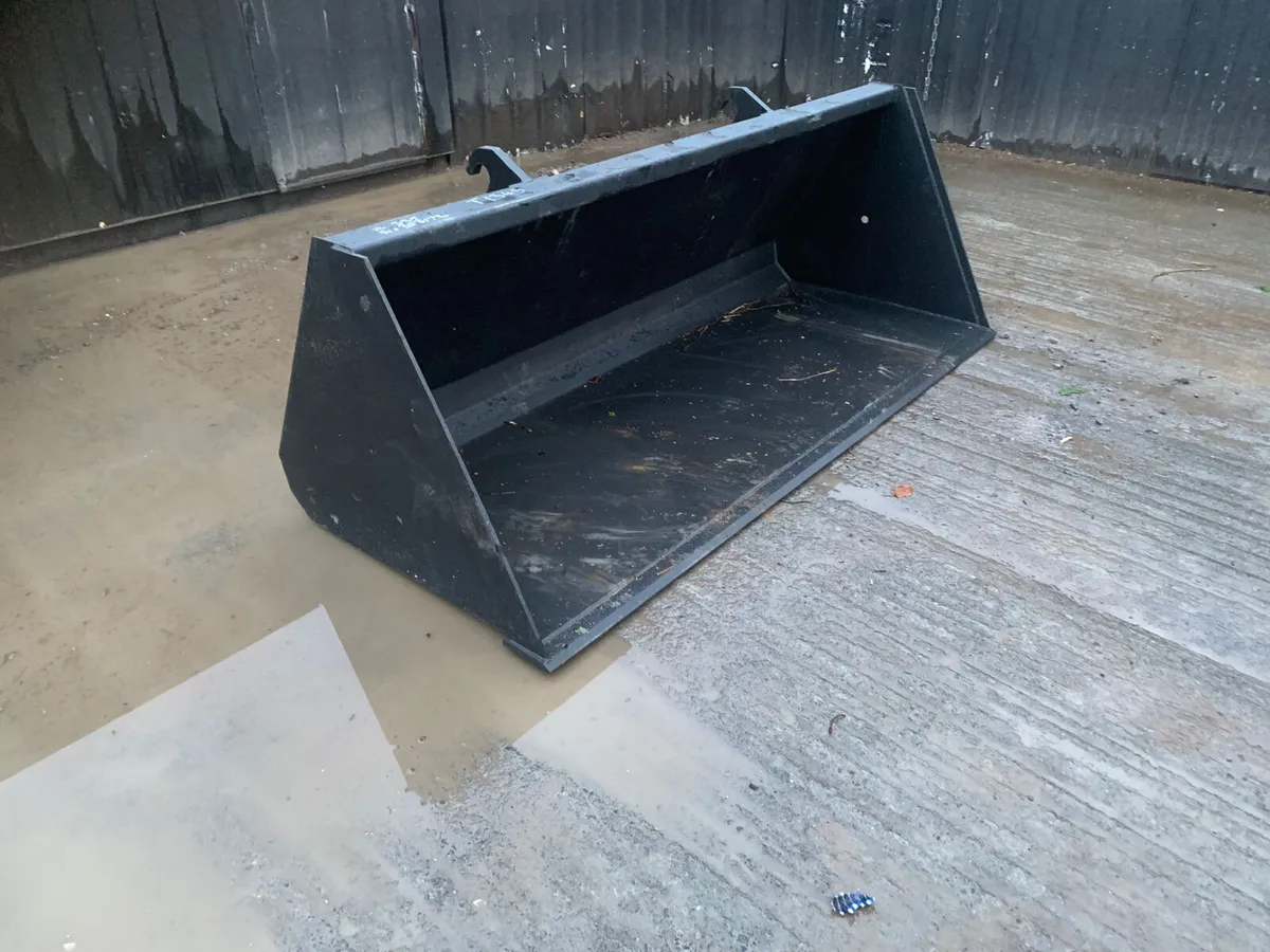 JCB Loadall Bucket – Telehandler Bucket - Image 1