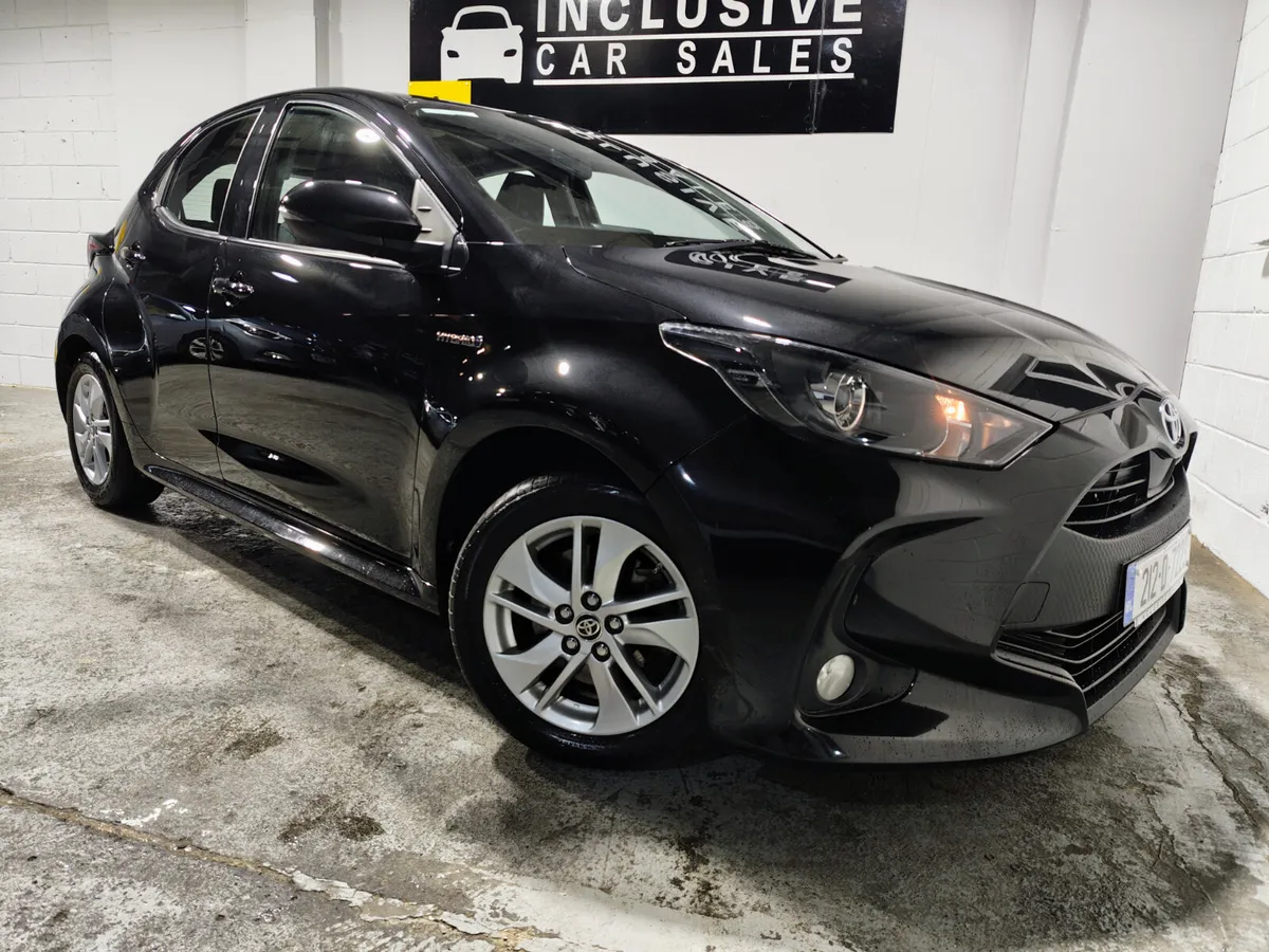 Toyota Yaris 2021 1.5 AUTO HYBRID LUNA SPEC EXTRAS - Image 3