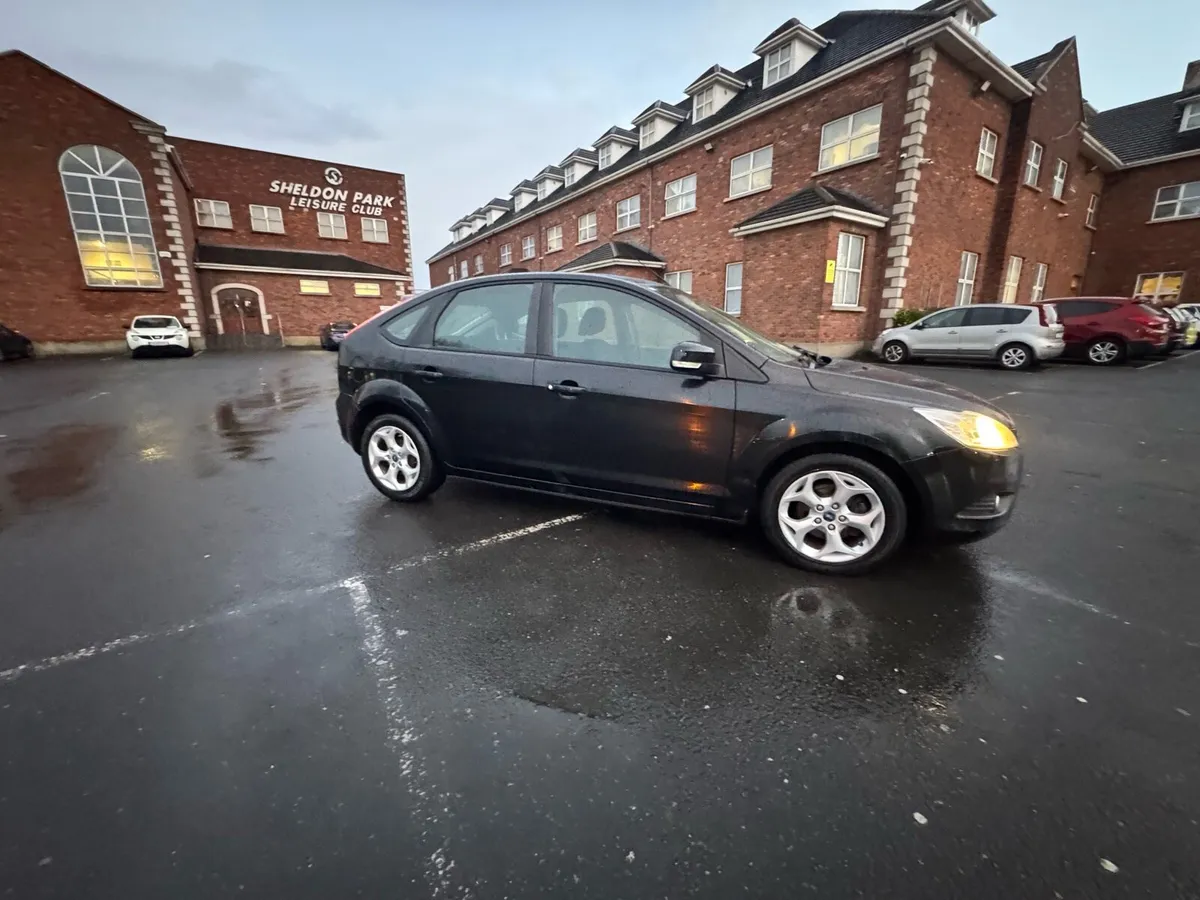 2010 Ford focus 1.6 diesel low km new nct - Image 1