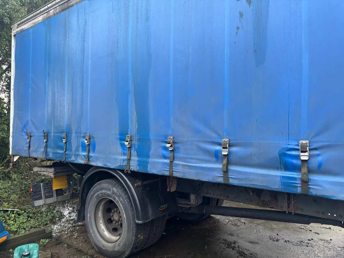 Mercedes 18ton axor - Image 2