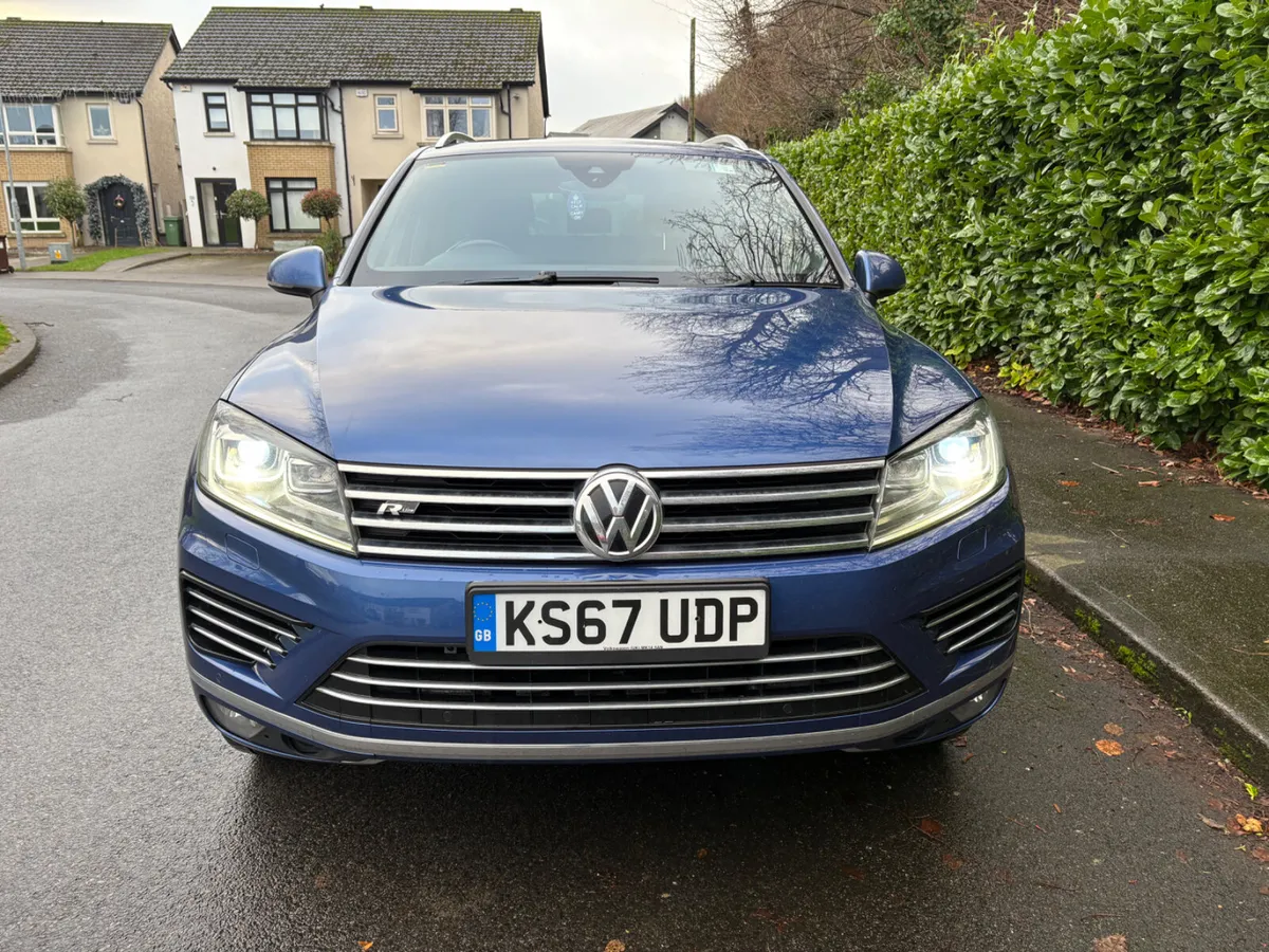Vw Touareg 2018 R Line Top Spec 1 owner Mint !!! - Image 2