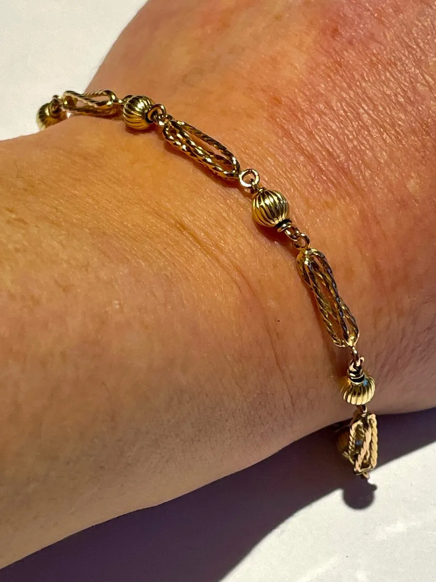 9ct Gold Bracelet - Image 3