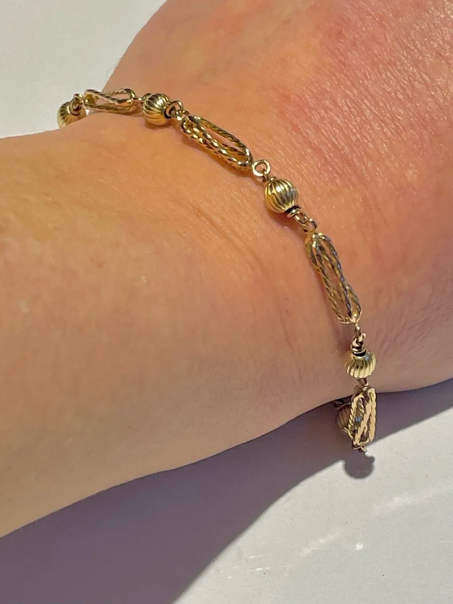 9ct Gold Bracelet - Image 4