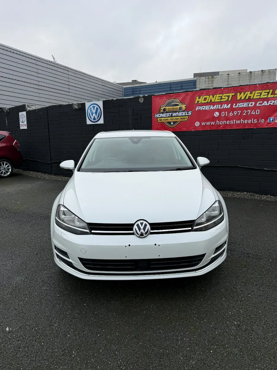 2016 VW Golf Leather/Electric Seats - Image 2