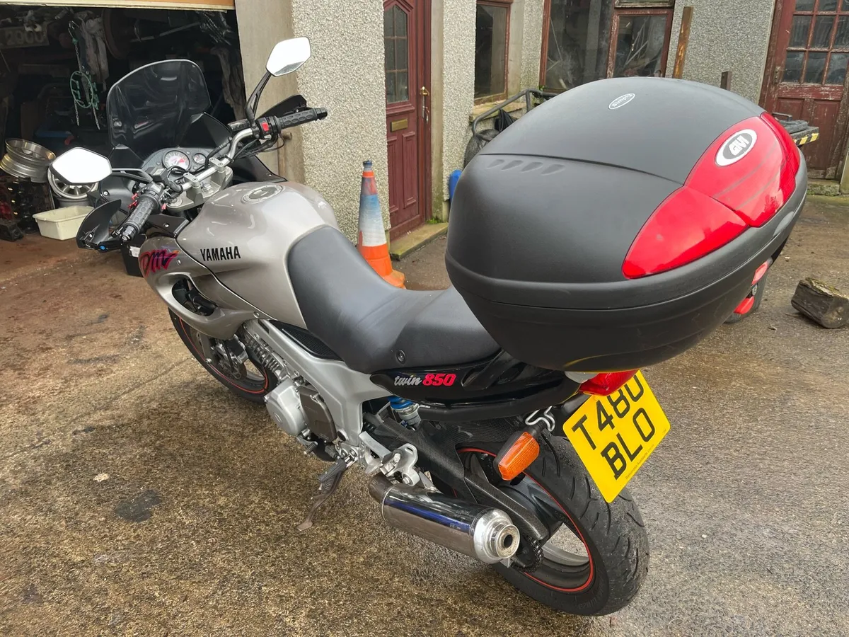 YAMAHA TDM 1999 - Image 3