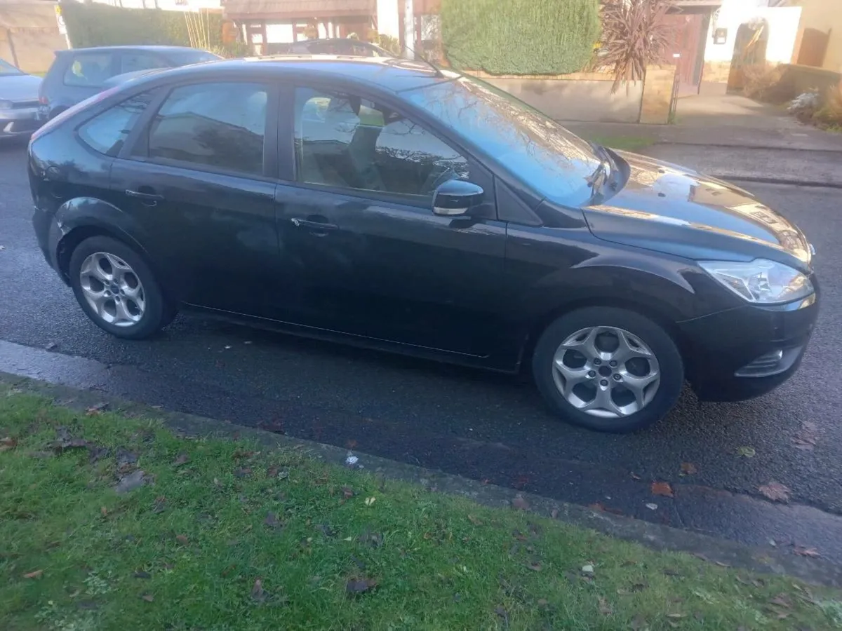 2011 ford focus - Image 2