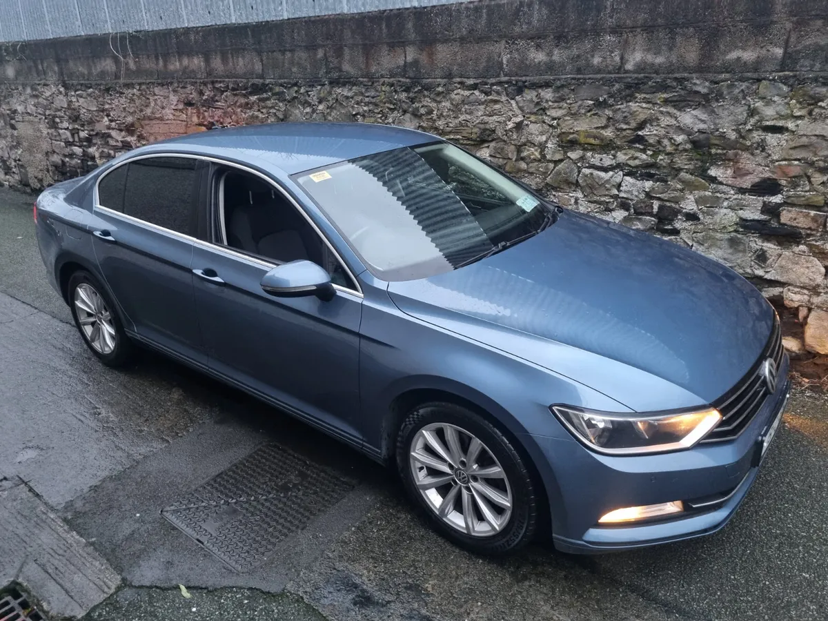 Volkswagen Passat 2015 - Image 4
