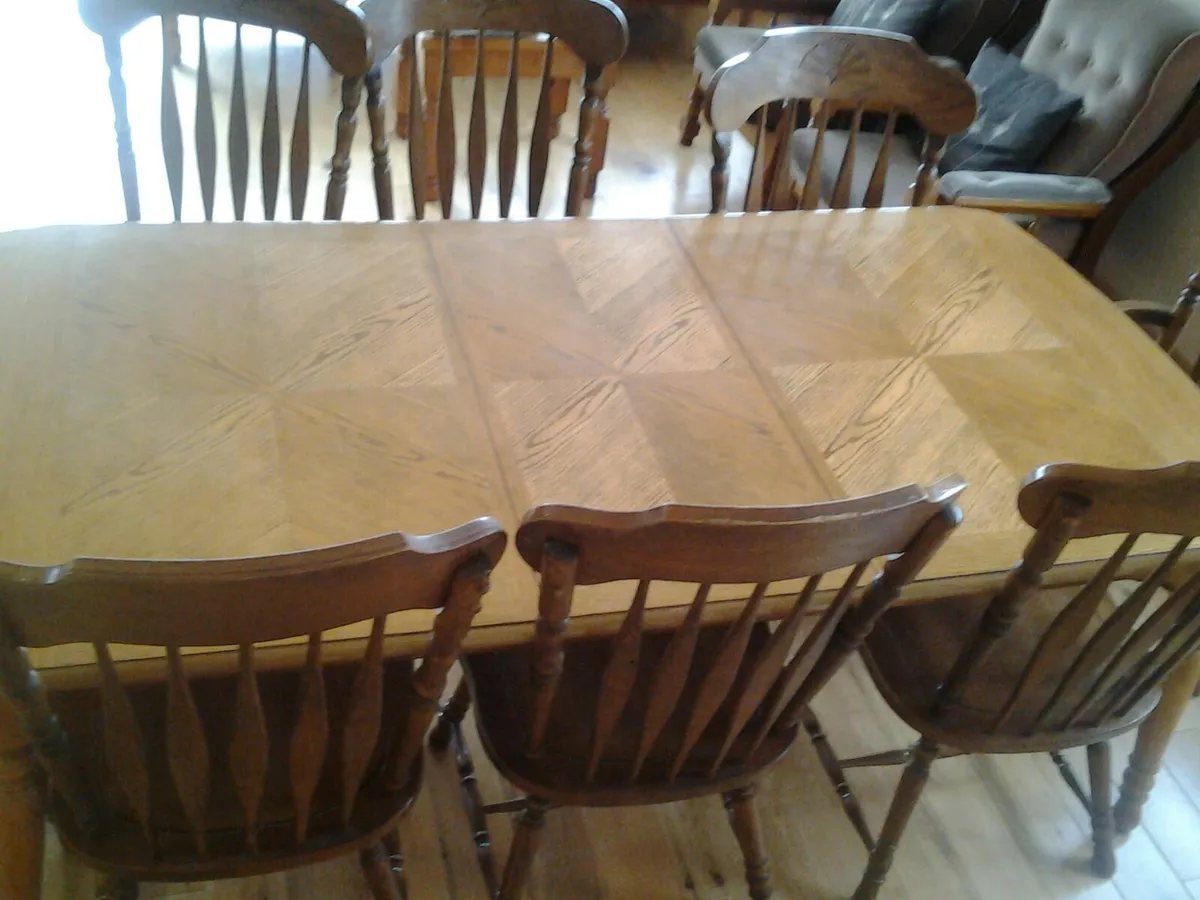 Dining room table and chairs - Image 4