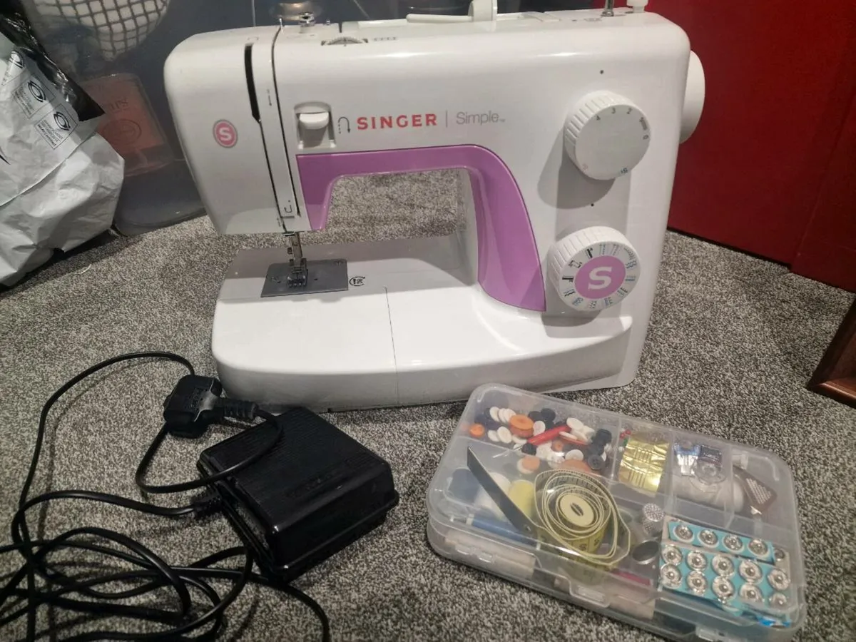 Singer Sewing Machine