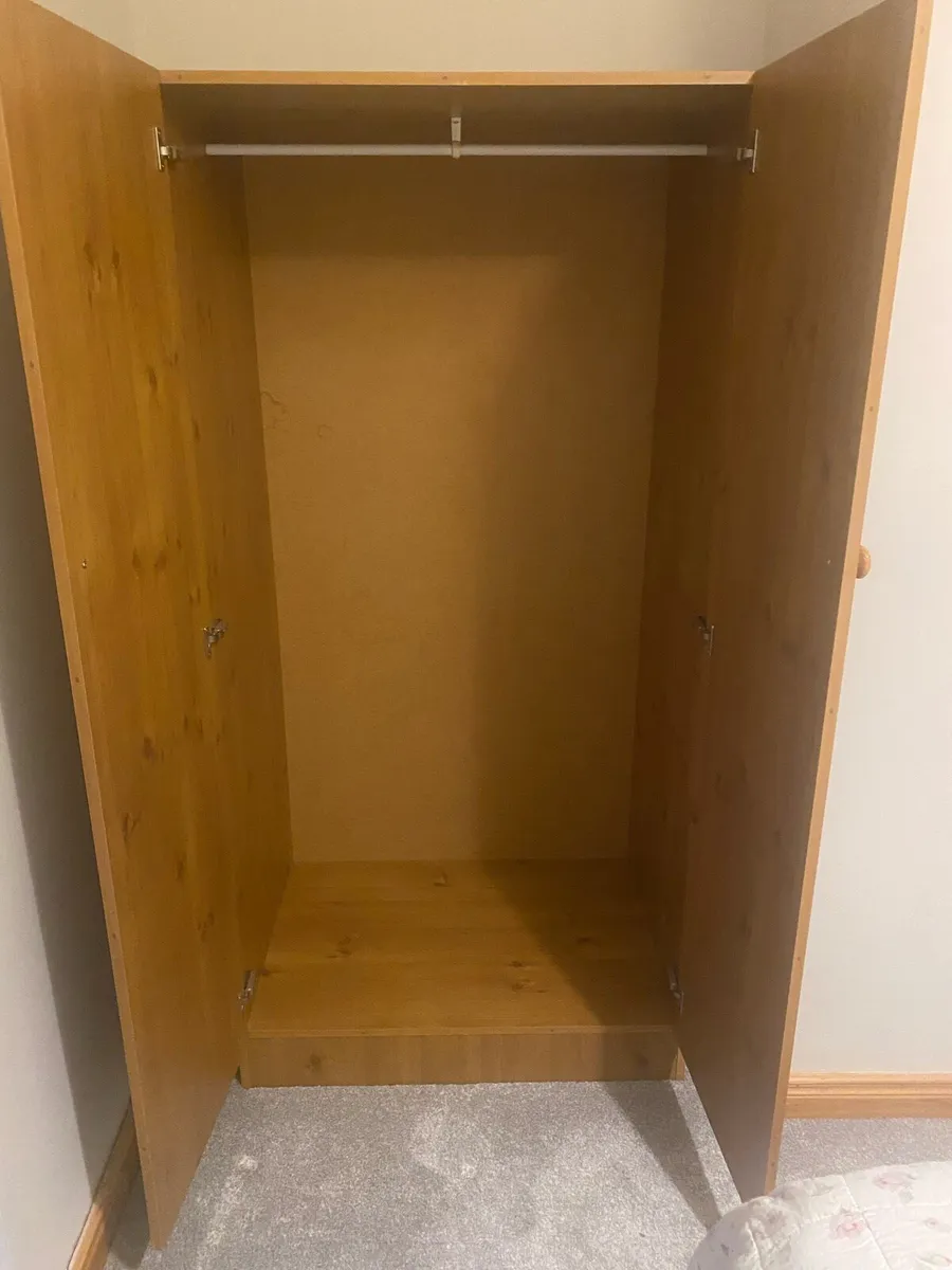 Wardrobes - Image 3