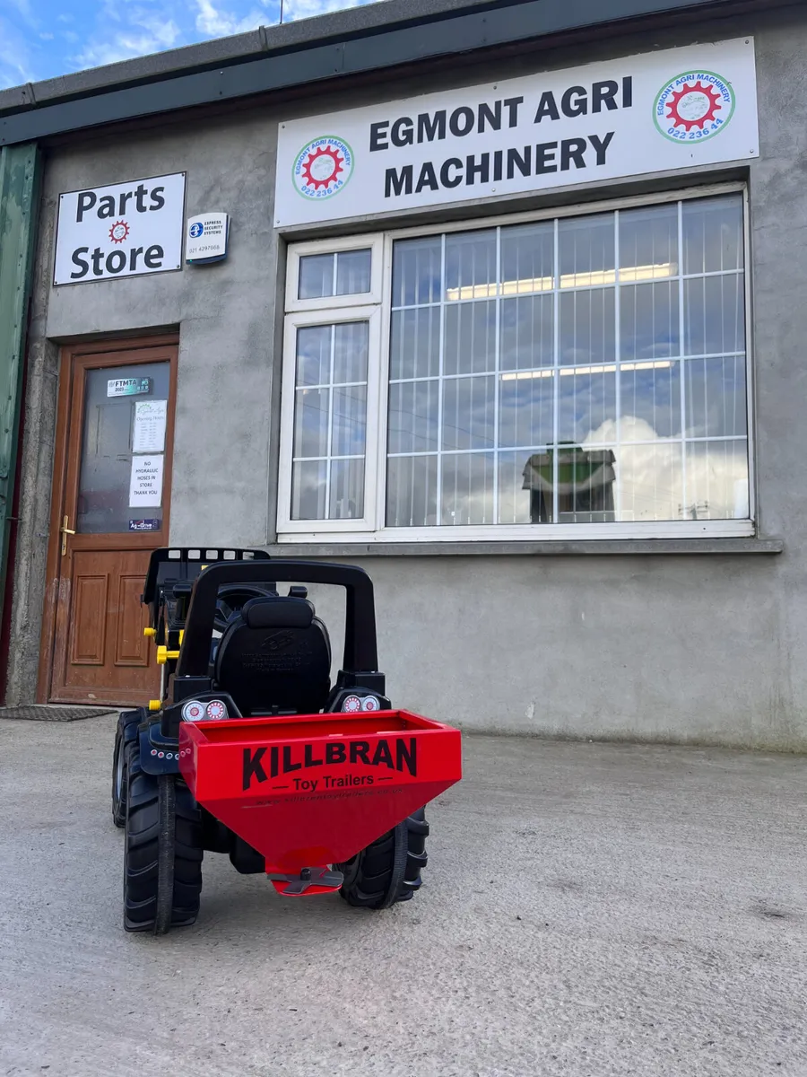 Killbran Fertiliser Spreader for toy tractors - Image 4