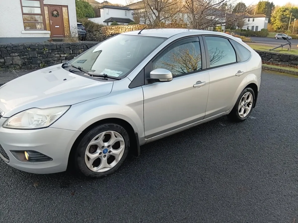 2011 Ford Focus 1.6Diesel HatchBack NCT&Tax 197km - Image 3