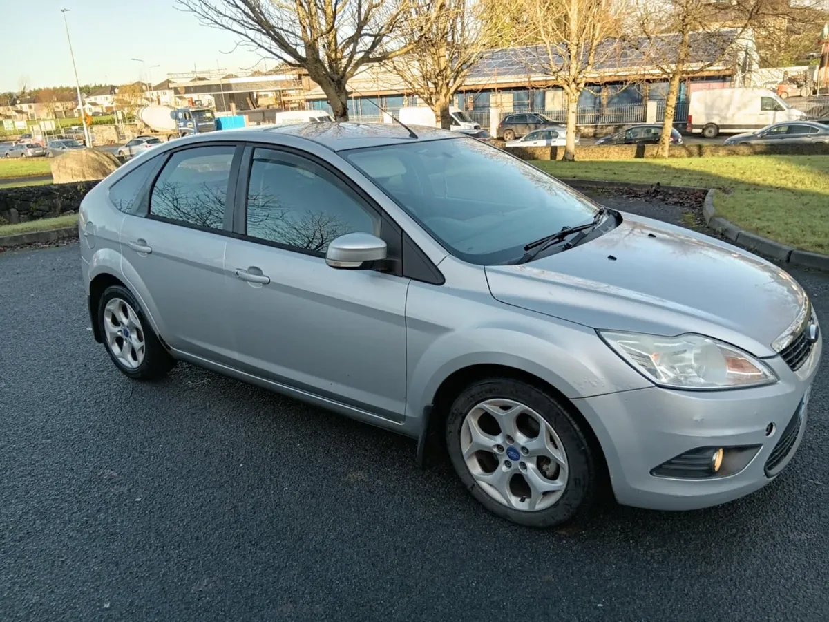 2011 Ford Focus 1.6Diesel HatchBack NCT&Tax 197km - Image 4