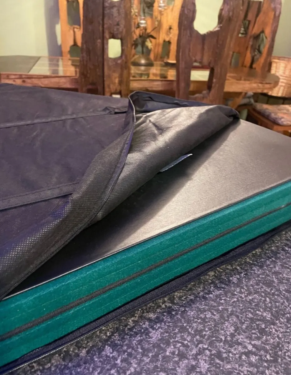 Foldable Pocker table - Image 3