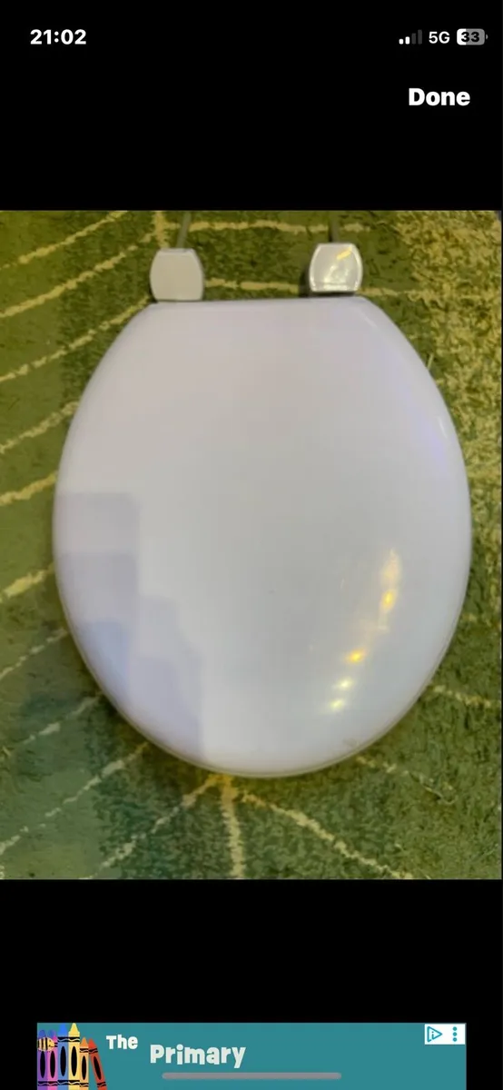 2 toilet seats - Image 2