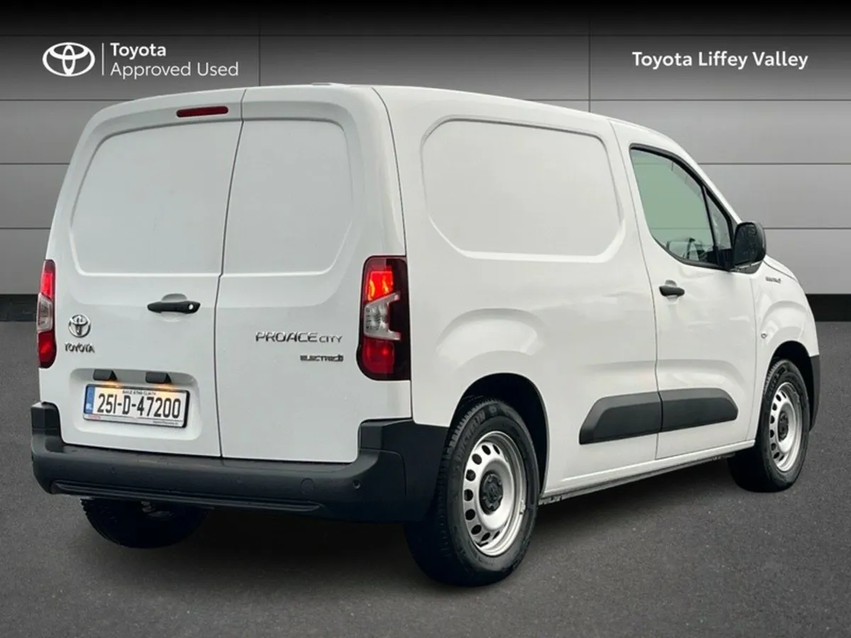 Toyota Proace City PROACE CITY EV FRIDGE VAN - Image 2