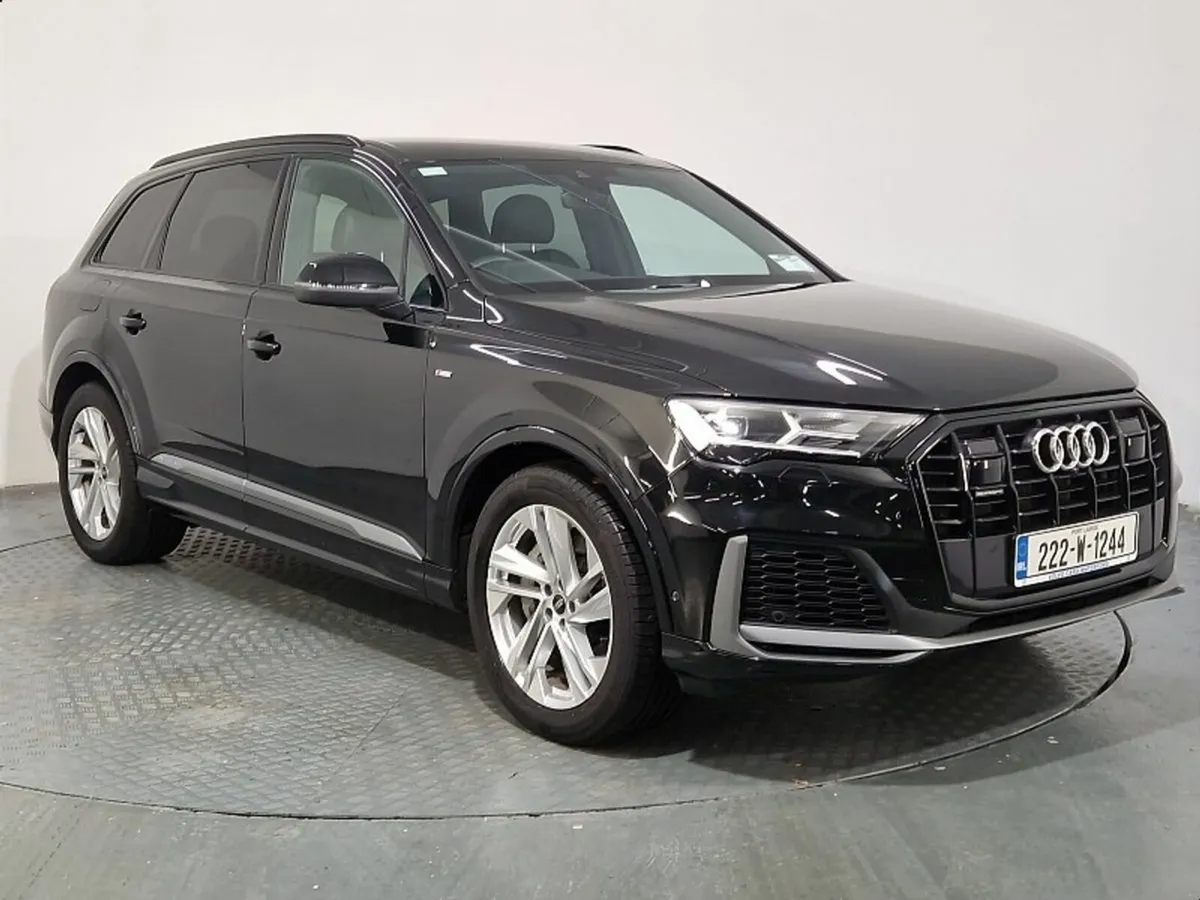 Audi Q7 55 TFSIe S-Line Quattro - Image 1