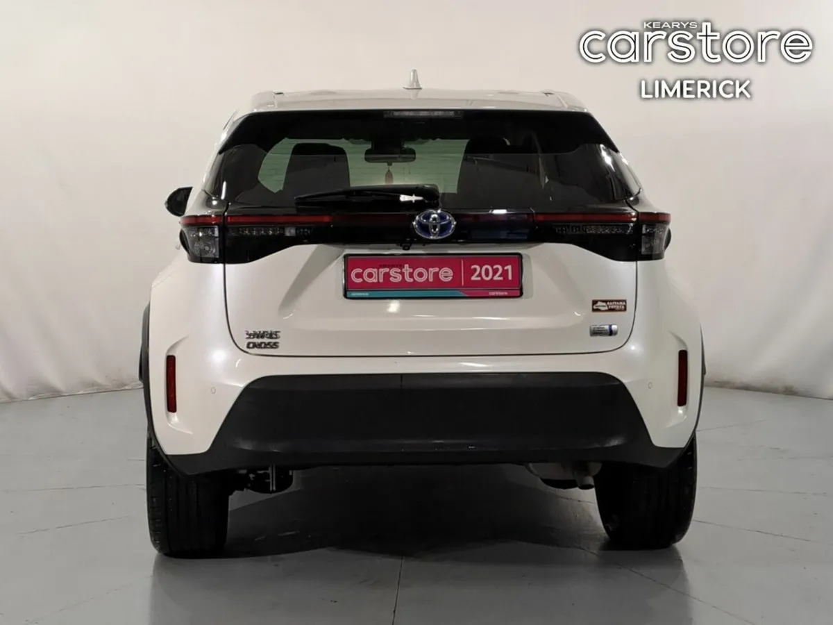 Toyota Yaris Cross 1.5 HYBRID - Image 4