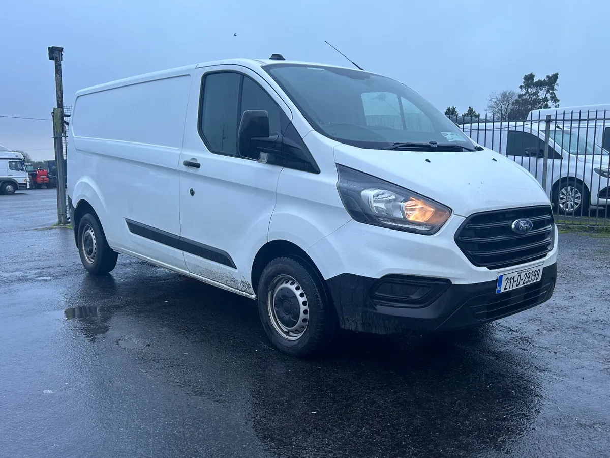 Ford Transit 2021 - Image 1