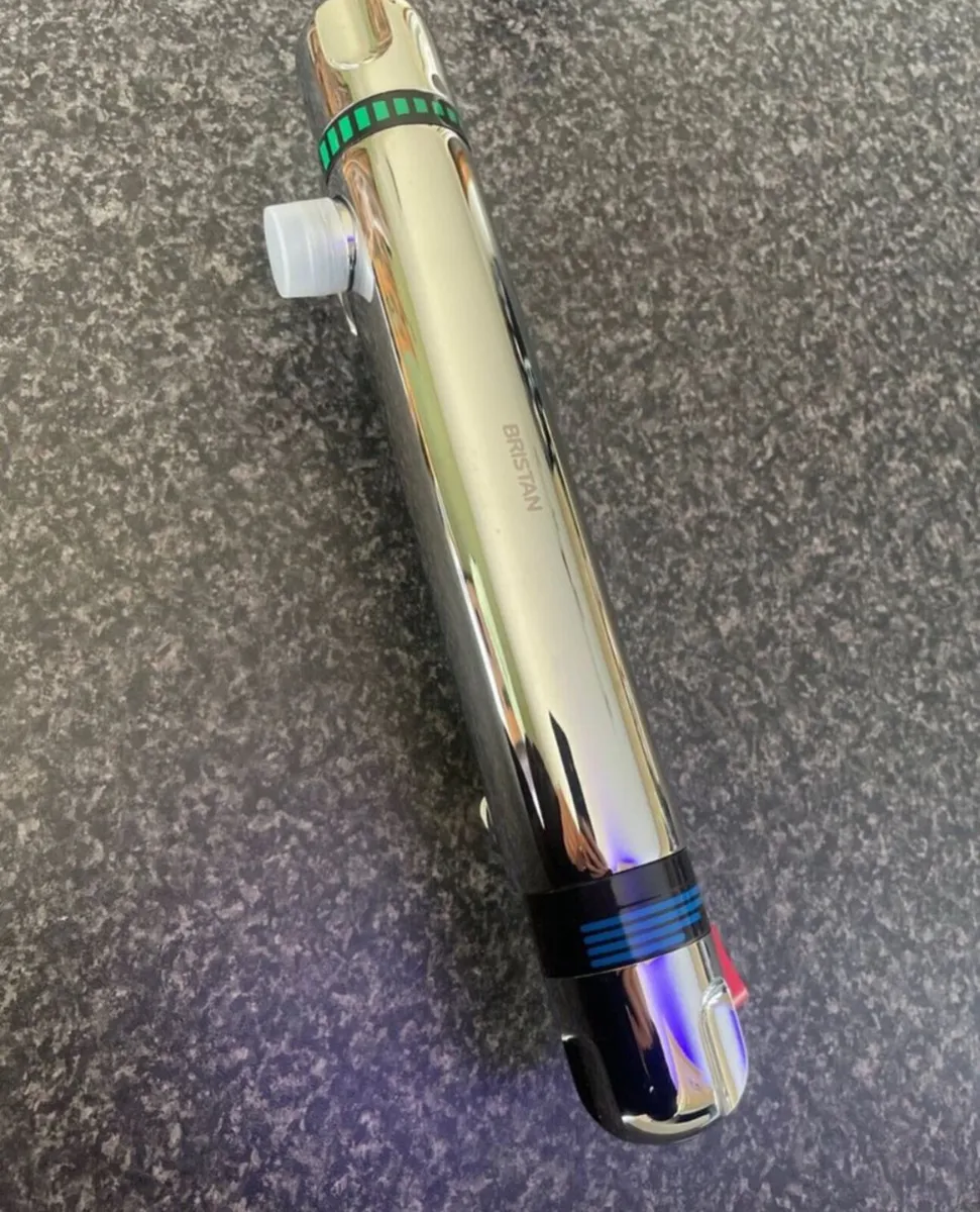 Luxury bath tap mixing valve - Image 1