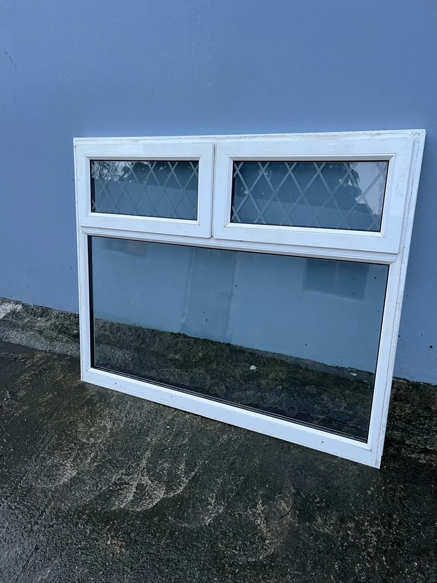 Perfect condition windows x2 - Image 1